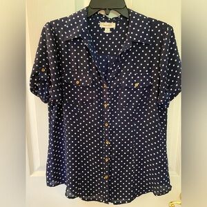 ‼️SALE-SALE-SALE‼️Navy & white dots button up blouse/top, medium,back pleat💙